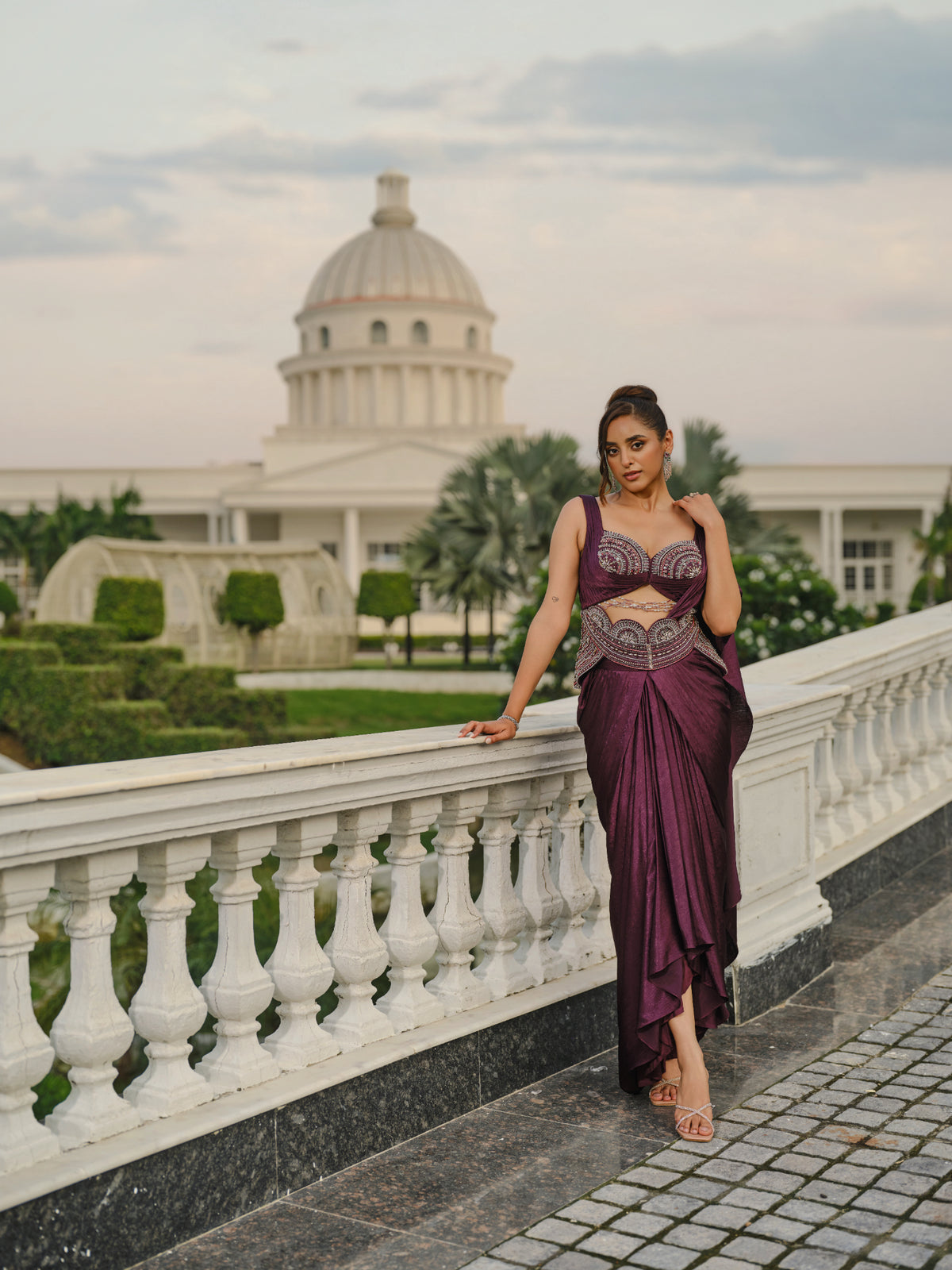 Cutout Embellished Pre-Draped Saree